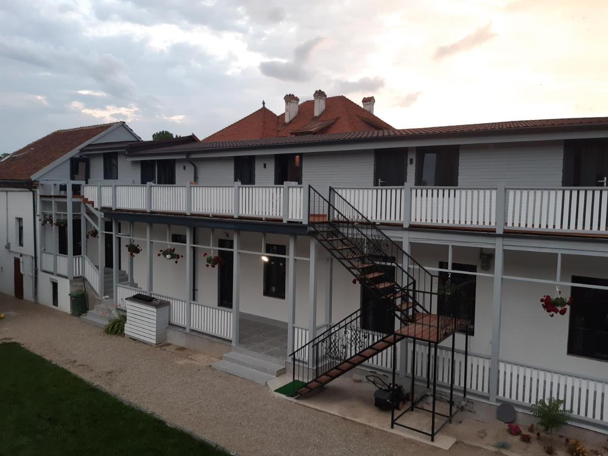 Casa J. Gusbeth Braşov Exterior foto